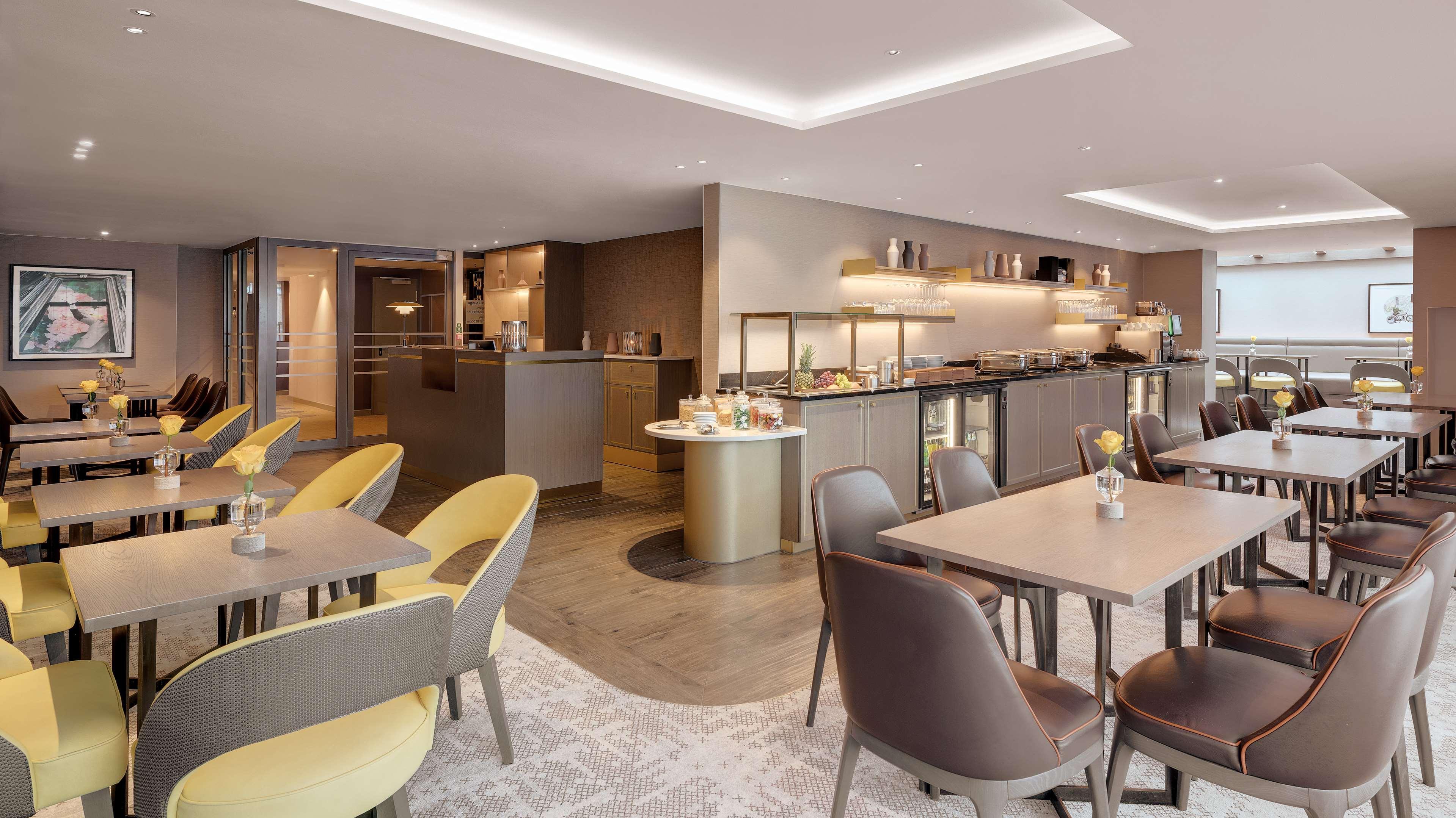 Hotel Hilton City 4*